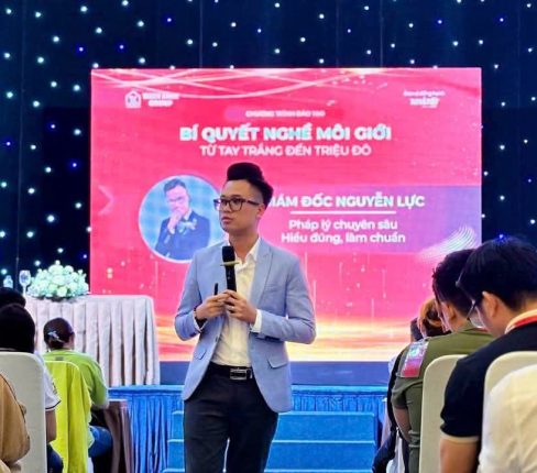 z6640624219666 a27f3216523f8bb6bdfb893aad799a69